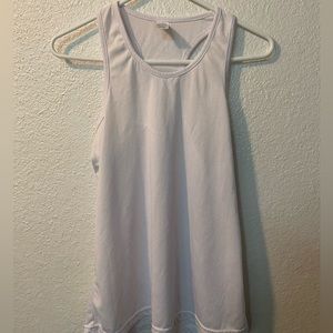 Workout shirt in white in good material nice